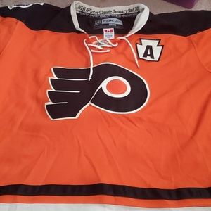 Mens flyers hockey jersey